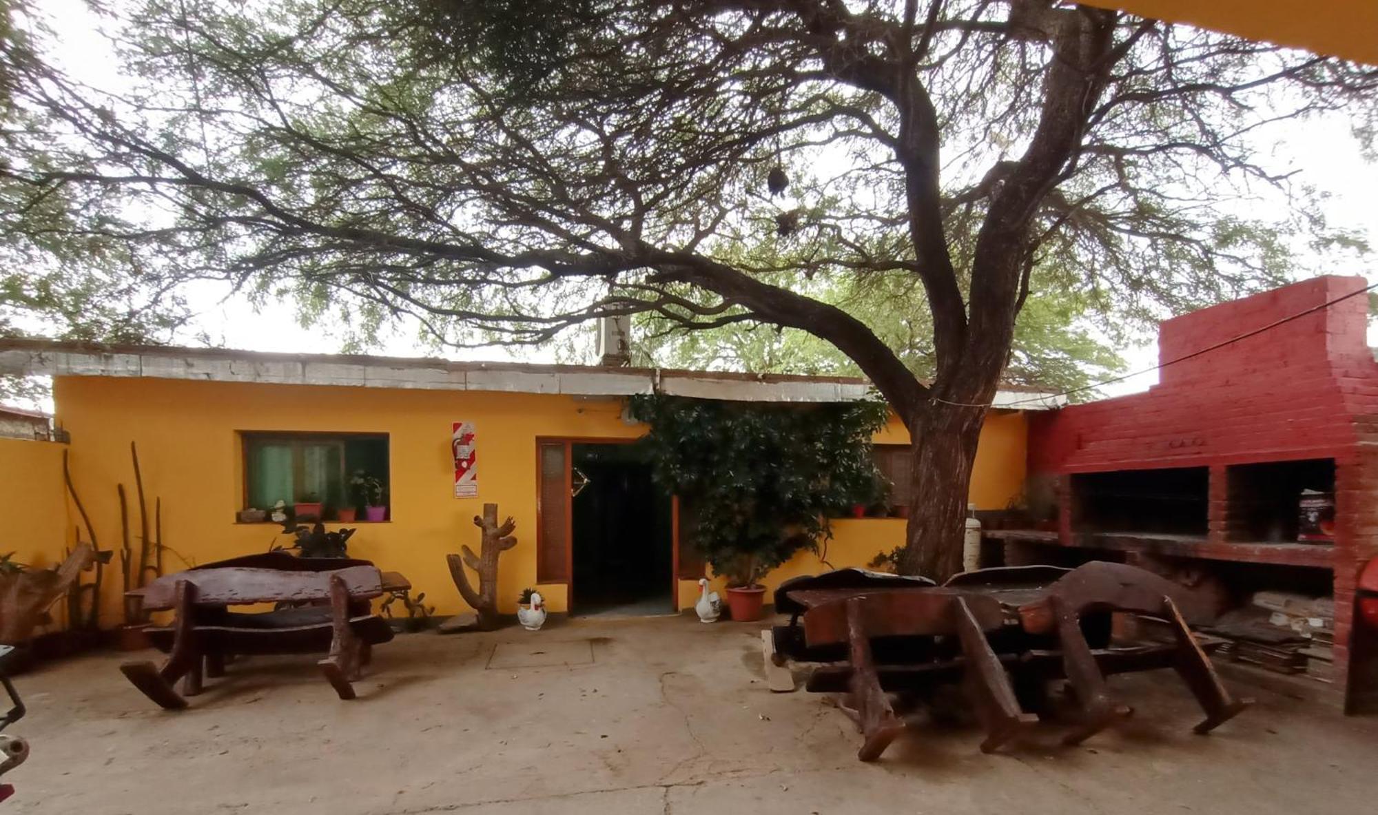 Hostal Benjamin Cafayate Exterior photo